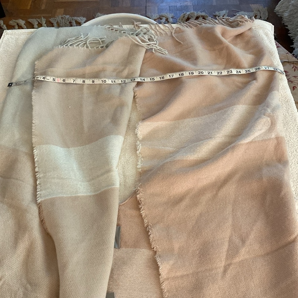 NWT Soia & Kyo gorgeous wrap/shawl from Barney’s New York. - Picture 13 of 14